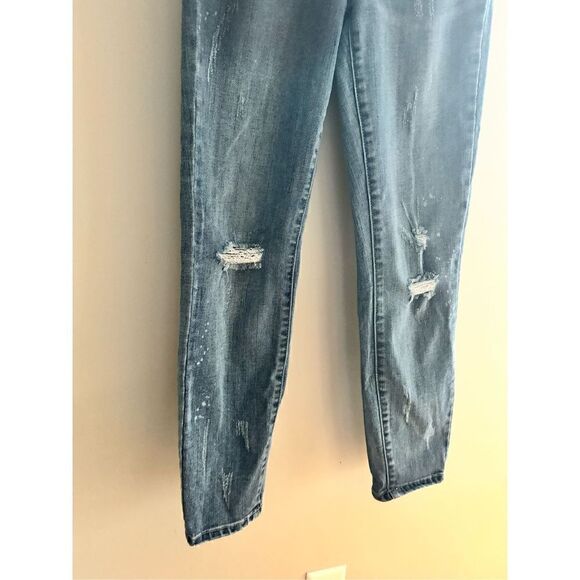 Judy Blue Relaxed Fit Straight Destroyed Jeans, Women’s Size 27 - Picture 3 of 11